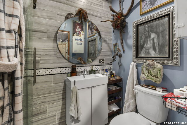 Image 29 of 57 For 3221 Flores N