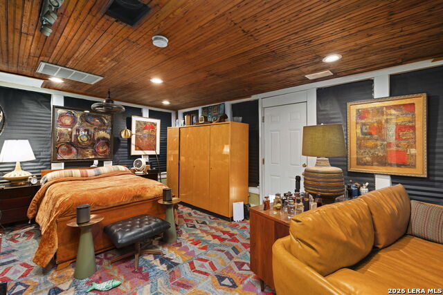 Image 38 of 57 For 3221 Flores N