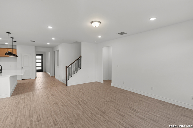 Image 24 of 36 For 1328 Hallettsville