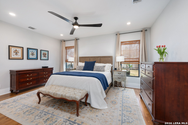 Image 10 of 22 For 347 Craig E