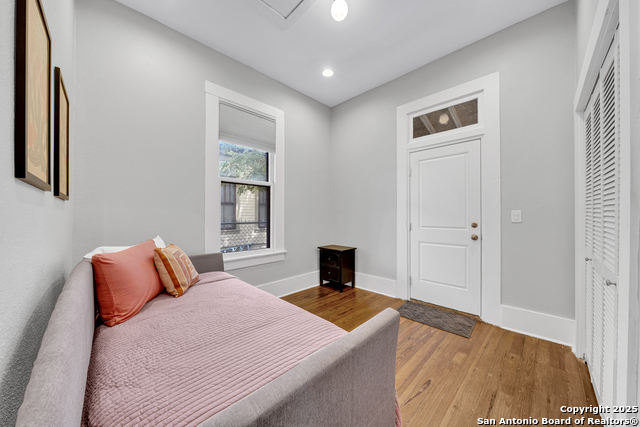 Image 10 of 12 For 210 Sadie  