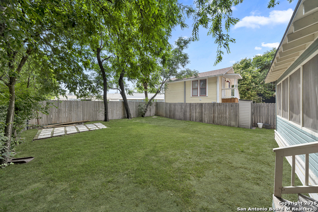 Image 2 of 12 For 210 Sadie  