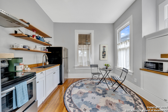 Image 7 of 12 For 210 Sadie  