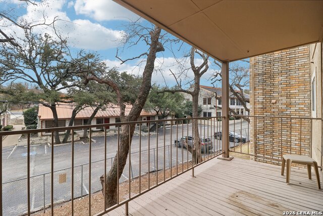 Image 18 of 26 For 4119 Medical  E201