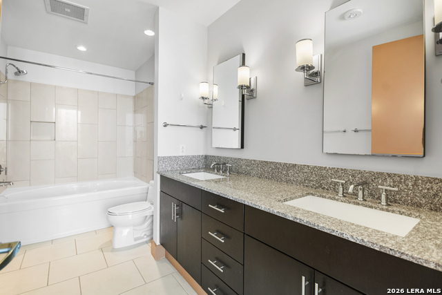 Image 21 of 24 For 610 Market E 2606