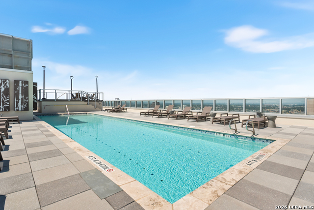 Image 3 of 24 For 610 Market E 2606