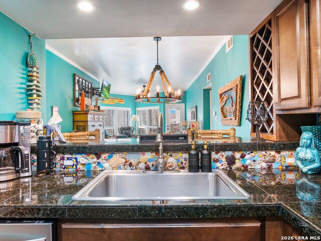 Image 13 of 31 For 401 Lincoln St W A208