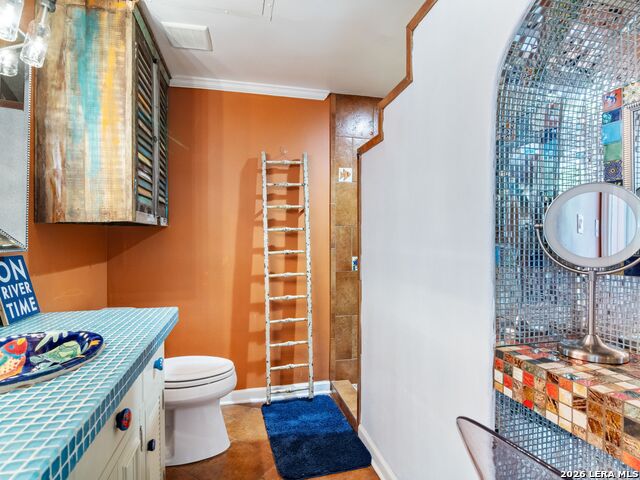 Image 16 of 31 For 401 Lincoln St W A208