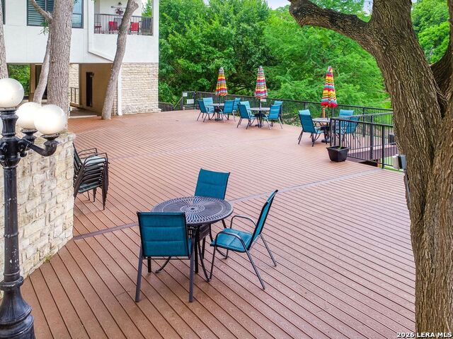 Image 28 of 31 For 401 Lincoln St W A208