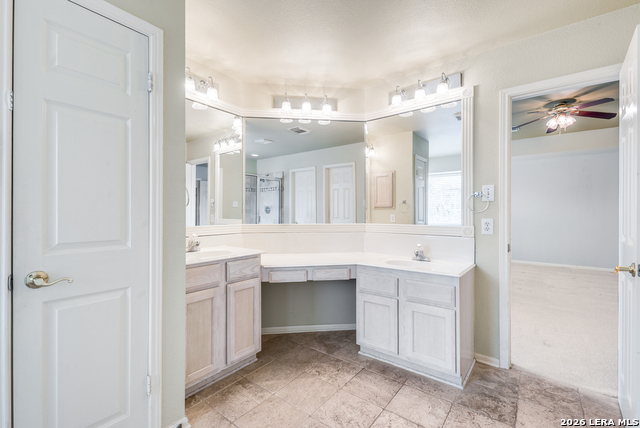 Image 19 of 26 For 13431 Voelcker Ranch