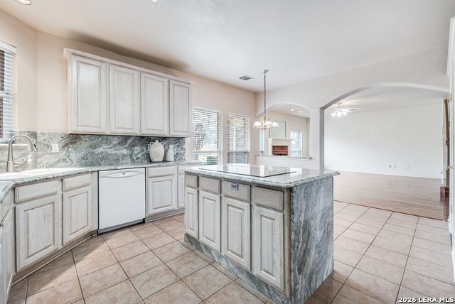 Image 9 of 26 For 13431 Voelcker Ranch