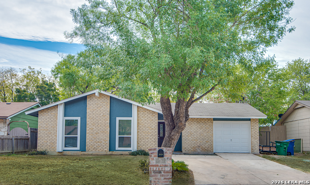 Listing photo id 0 for 5230 Village