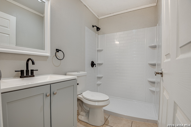 Listing photo id 19 for 5230 Village