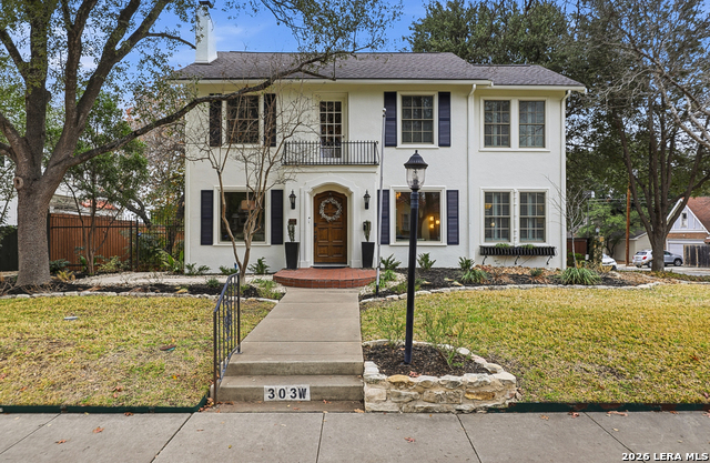 Image 2 of 39 For 303 Rosewood W