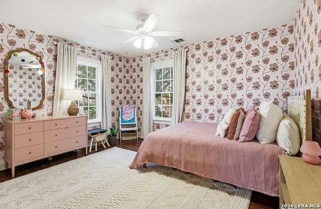 Image 28 of 39 For 303 Rosewood W