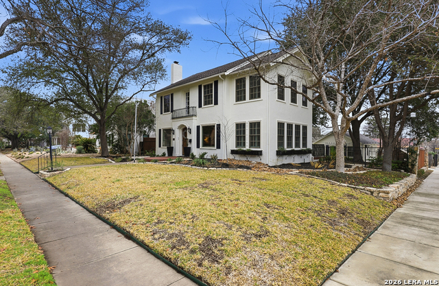 Image 4 of 39 For 303 Rosewood W