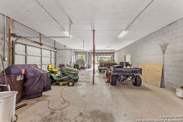 Image 34 of 45 For 1434 Whispering Water