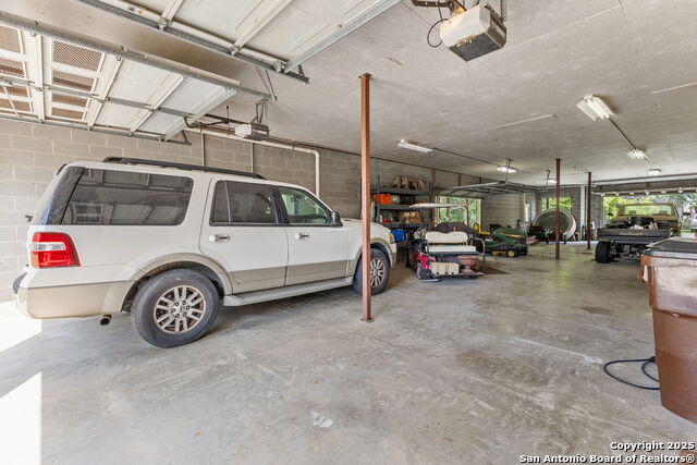 Image 35 of 45 For 1434 Whispering Water