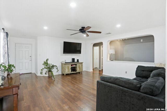 Image 6 of 25 For 5018 Green Post