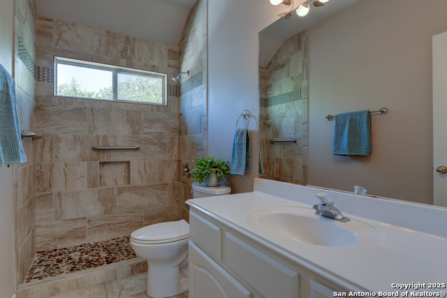 Image 23 of 47 For 6811 Lendell St