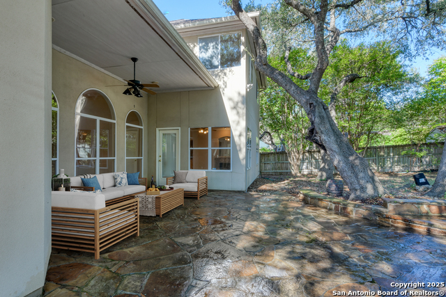 Image 24 of 47 For 6811 Lendell St