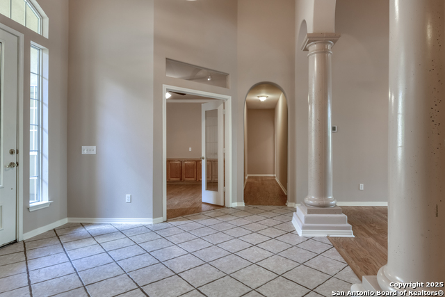 Image 29 of 47 For 6811 Lendell St