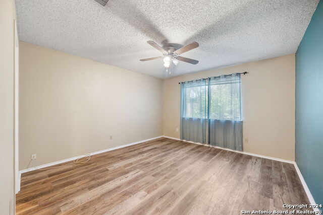 Image 19 of 25 For 12106 Ridge Ct