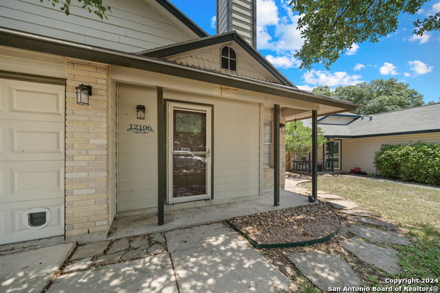 Image 3 of 25 For 12106 Ridge Ct