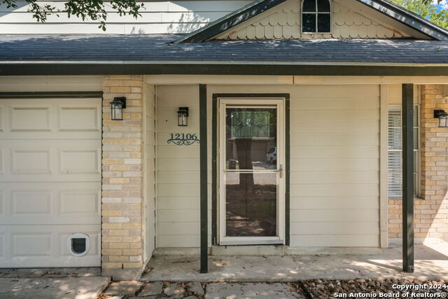 Image 4 of 25 For 12106 Ridge Ct