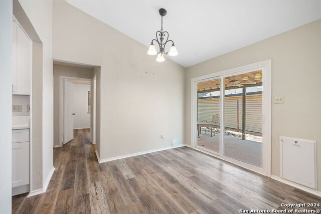 Image 7 of 25 For 12106 Ridge Ct