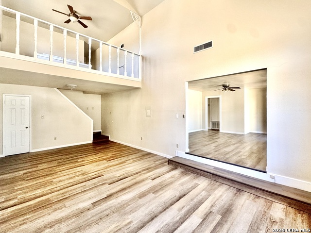 Image 3 of 22 For 19524 Benton S