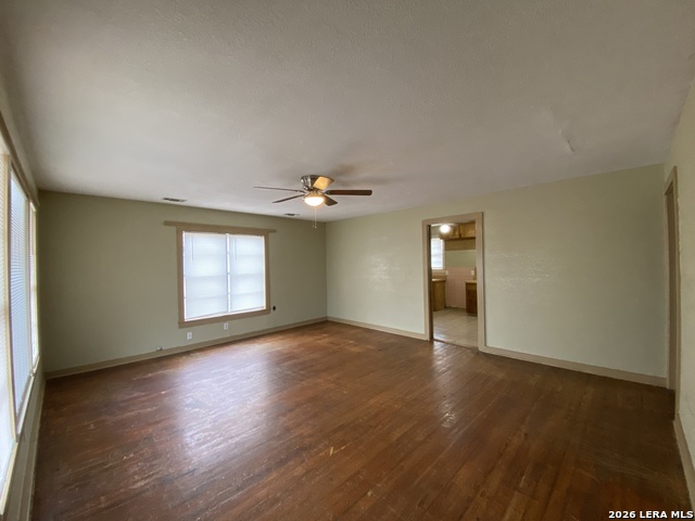 Image 2 of 6 For 116 Tagert  