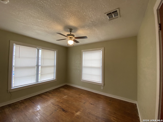 Image 5 of 6 For 116 Tagert  