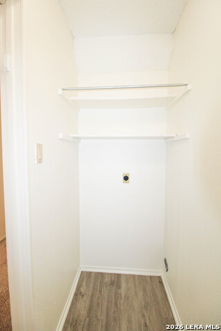 Image 12 of 33 For 1327 Julienne