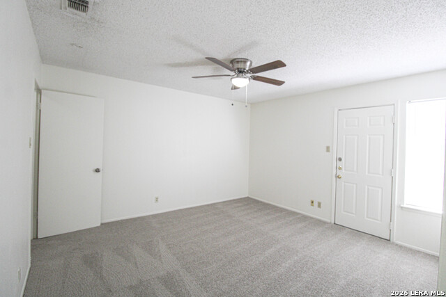 Image 19 of 33 For 1327 Julienne