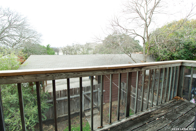 Image 22 of 33 For 1327 Julienne