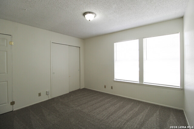 Image 27 of 33 For 1327 Julienne