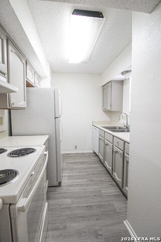 Image 6 of 33 For 1327 Julienne