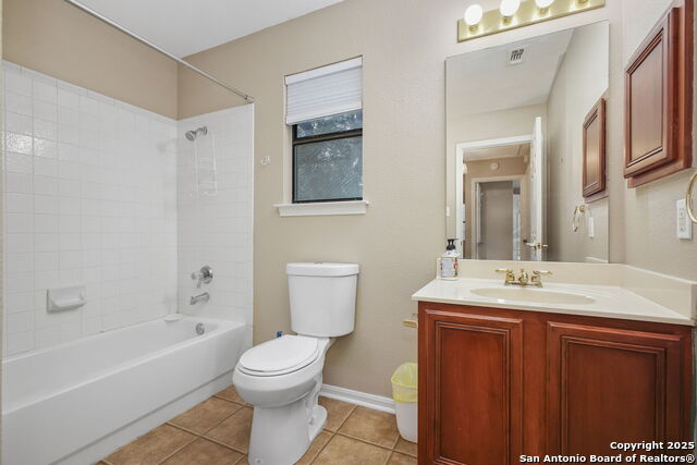 Image 24 of 27 For 4611 Aspen View