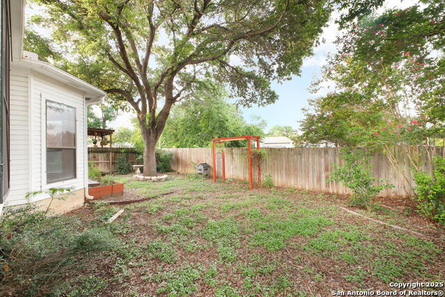 Image 26 of 27 For 4611 Aspen View