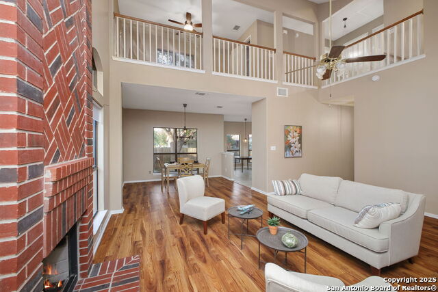 Image 5 of 27 For 4611 Aspen View