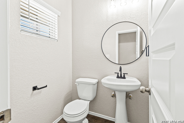 Image 32 of 34 For 9419 Trap Rock