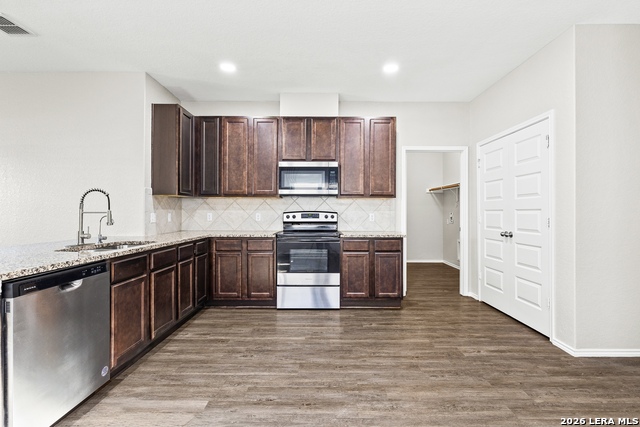 Image 5 of 34 For 9419 Trap Rock