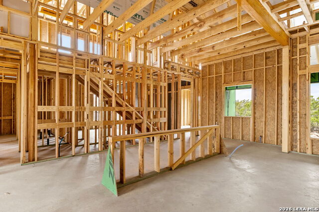 Image 6 of 26 For 611 Parkview Pl