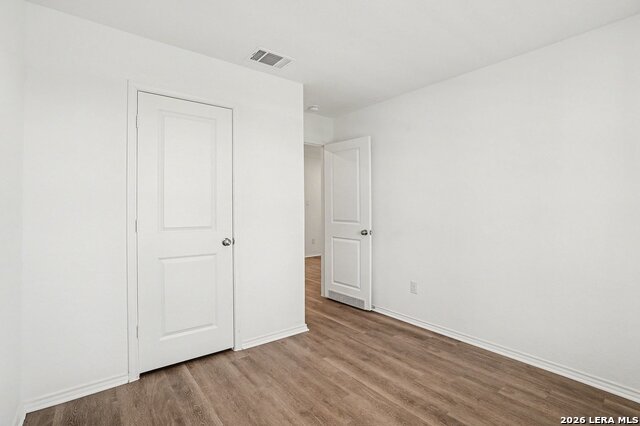 Image 12 of 17 For 5439 Elm Valley