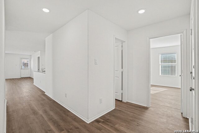 Image 6 of 17 For 5439 Elm Valley