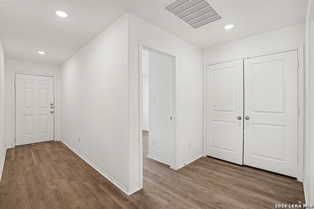 Image 9 of 17 For 5439 Elm Valley