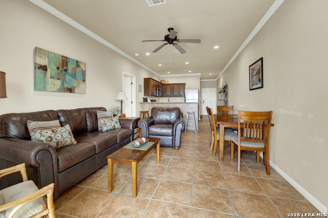 Image 10 of 47 For 1247 Gruene  # 203