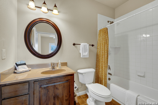 Image 14 of 47 For 1247 Gruene  # 203