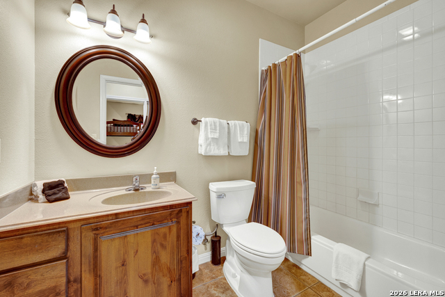 Image 18 of 47 For 1247 Gruene  # 203